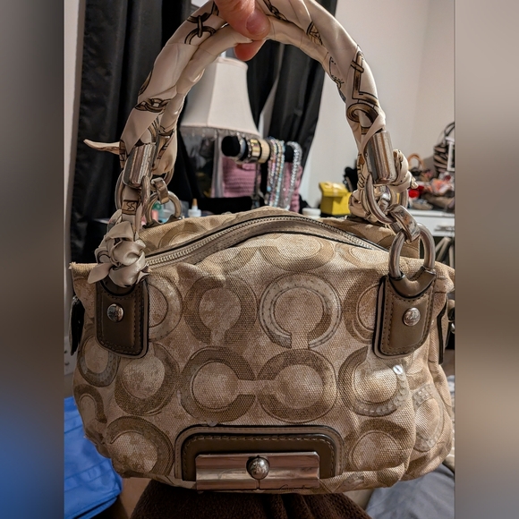 Coach Handbags - Coach Kristin Op art Sequin Stachel Shoulder Bag